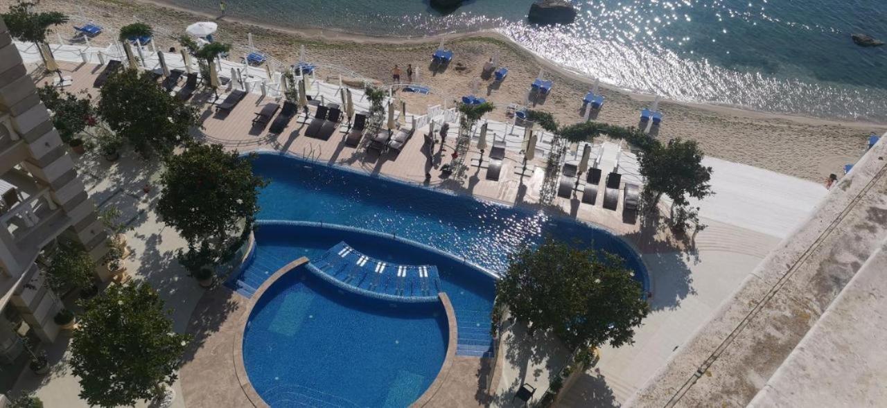 Elegantz Apartments Lamer Varna Luaran gambar